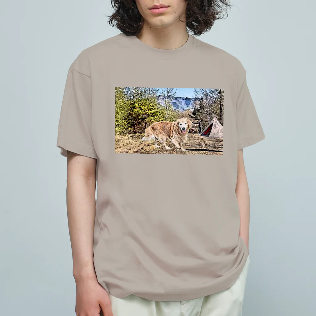 アウトドア大好き秋田犬の◇ゴールデンレトリバーとキャンプ◇ Organic Cotton T-Shirt