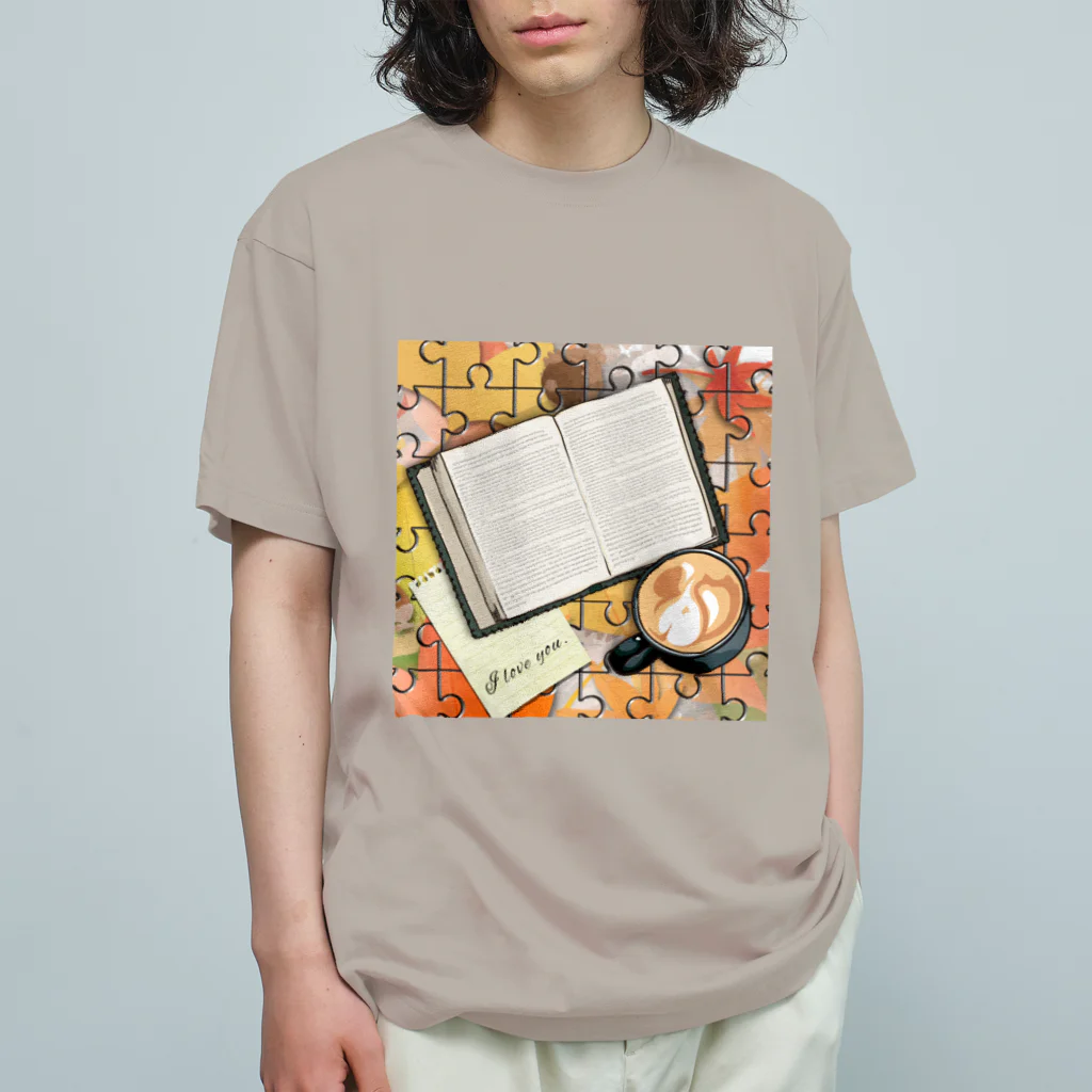 月夜のタツノオトシゴのautumn reading Organic Cotton T-Shirt