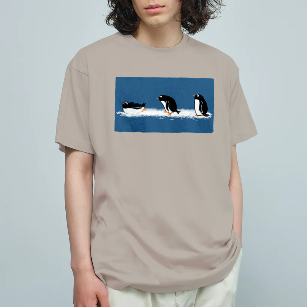 うめだのグッズショップのジェンツーペンギンのおさんぽ オーガニックコットンTシャツ