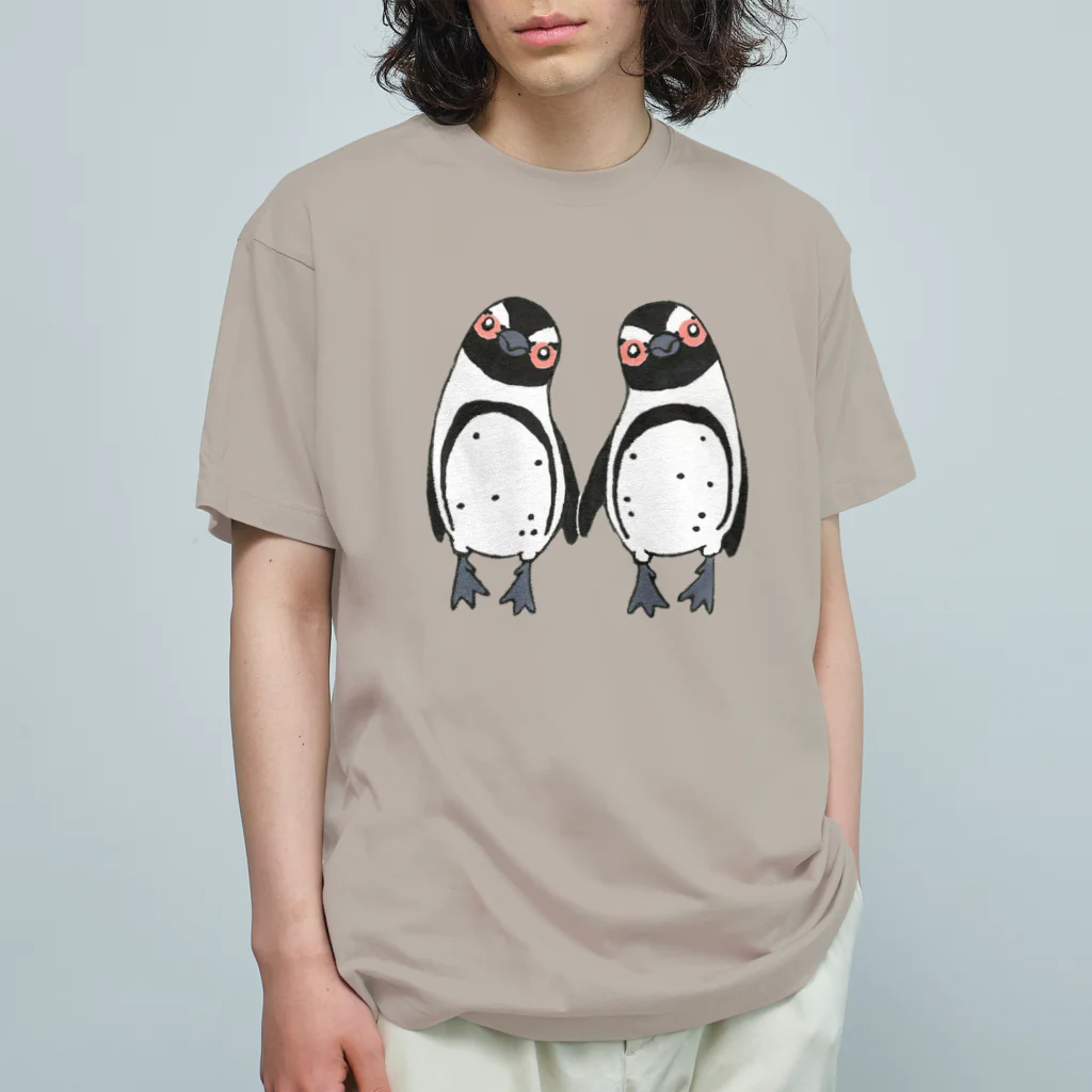 penguininkoの手繋ぎケープペンギンのカップル🐧❤️🐧 Organic Cotton T-Shirt