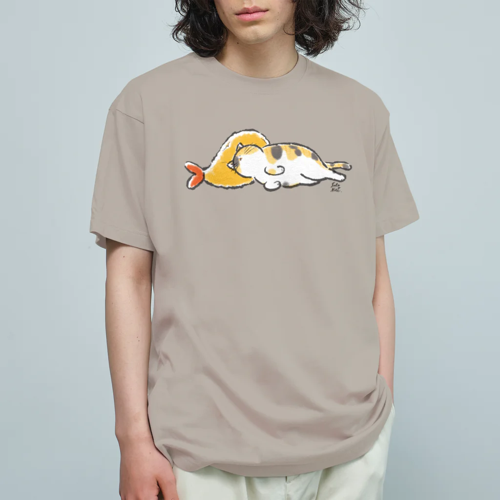 サトウノリコ*のピスピスゆーて寝るネコ【しまミケ】 オーガニックコットンTシャツ