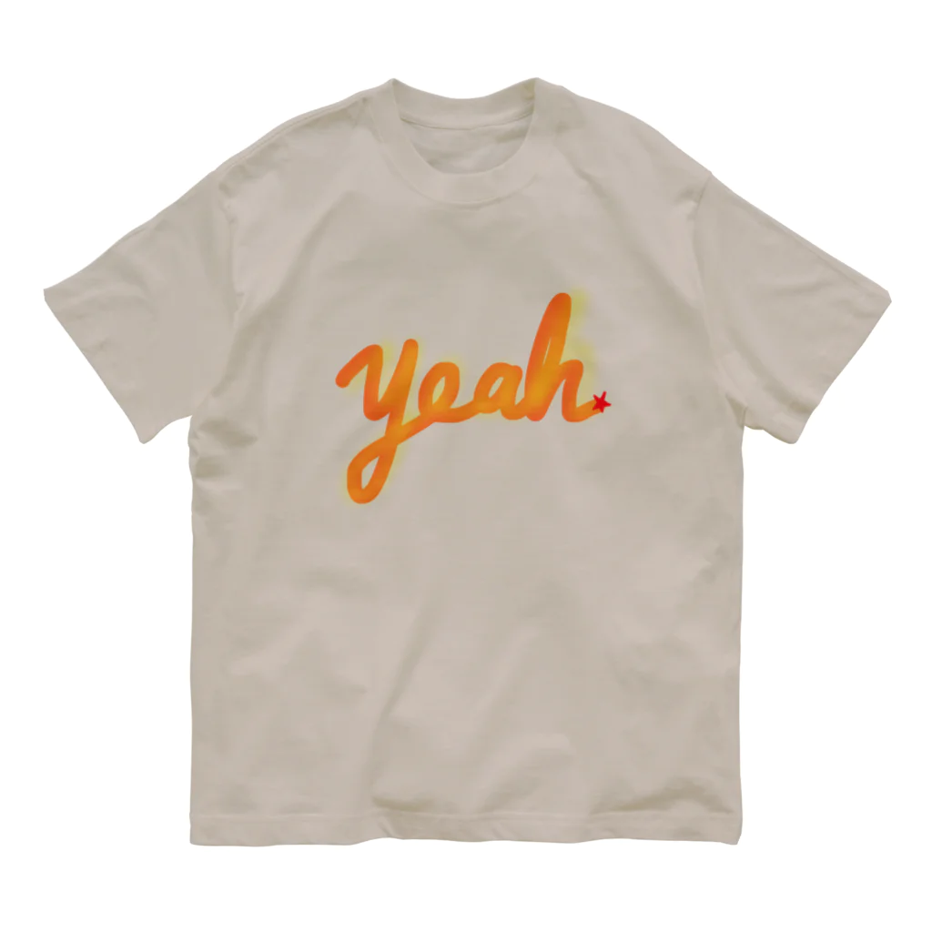 ミーミー⭐︎イニシャルズ/スージーズストアのyeah(イェーイ)グッズ🌟 オーガニックコットンTシャツ