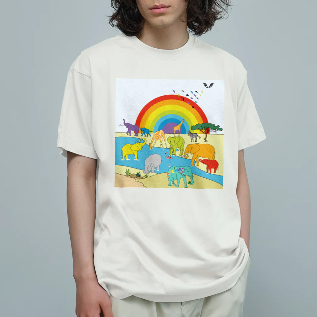 KANAT  LAMHITAのサファリの象たち オーガニックコットンTシャツ