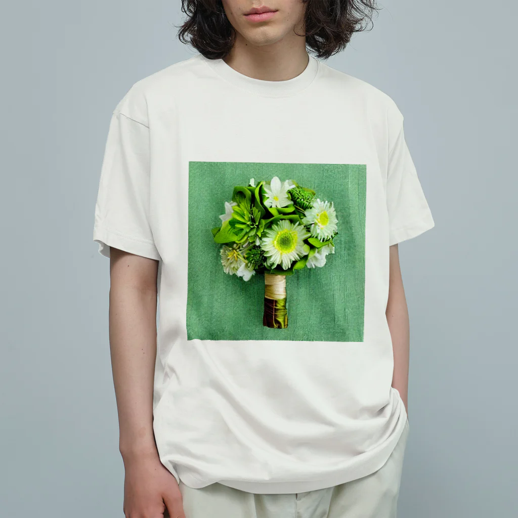 フラワーアイテムのグリーンバックのグリーンブーケ Organic Cotton T-Shirt