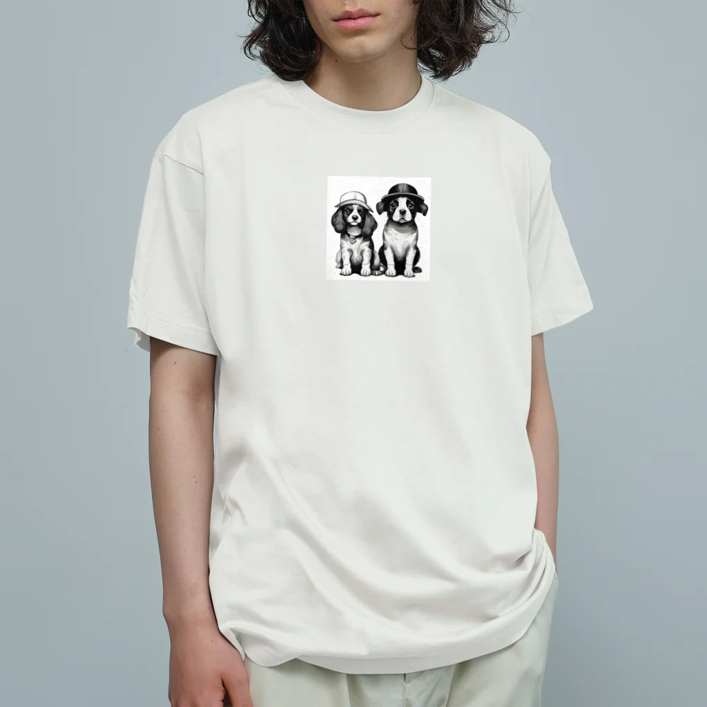 動物夫婦イラスト屋さんの帽子を被った犬夫婦 Organic Cotton T-Shirt