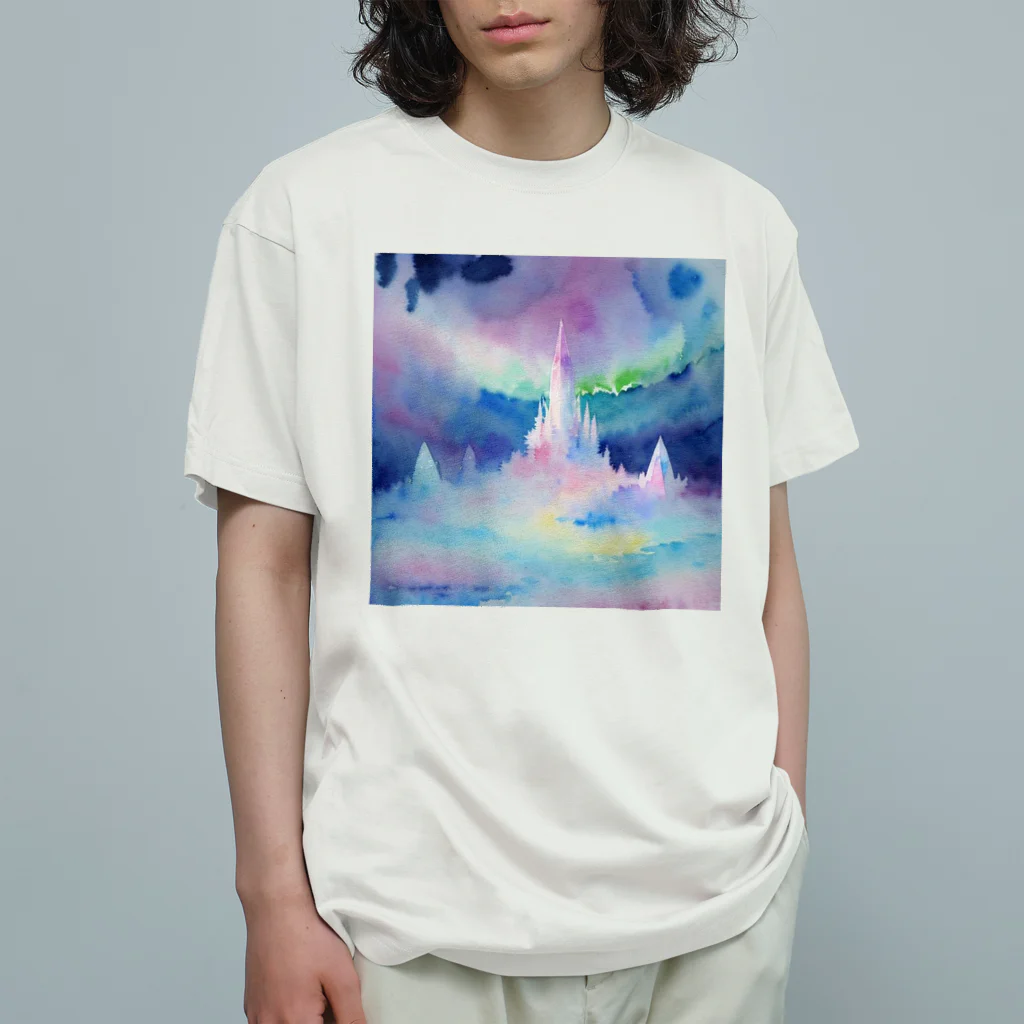 3tomo6's shopのオーロラの下に輝く結晶の城 Organic Cotton T-Shirt