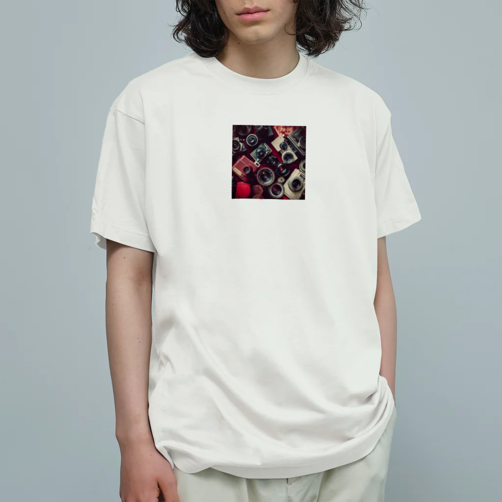 pooonchikiのヴィンテージカメラ Organic Cotton T-Shirt