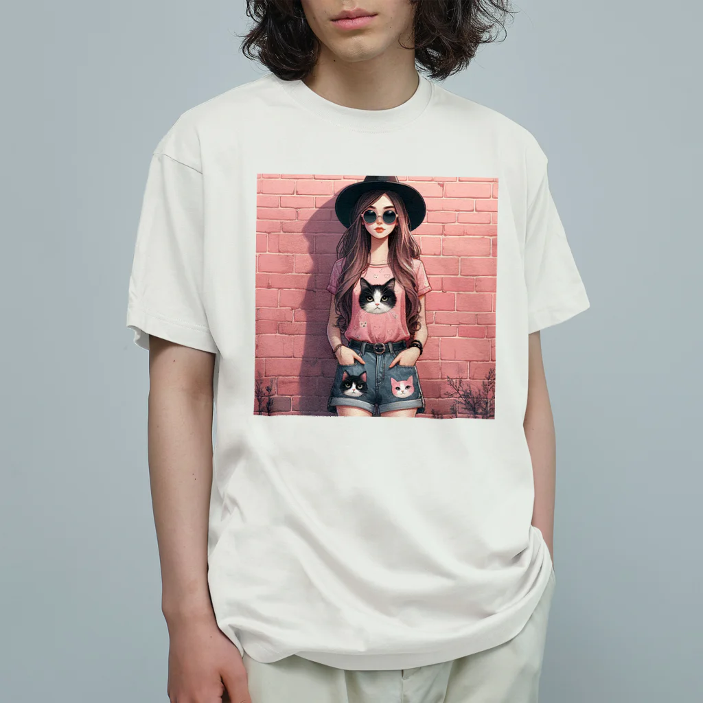 SaltyCookie Design Worksの猫好きの女の子のファッション(1) Organic Cotton T-Shirt