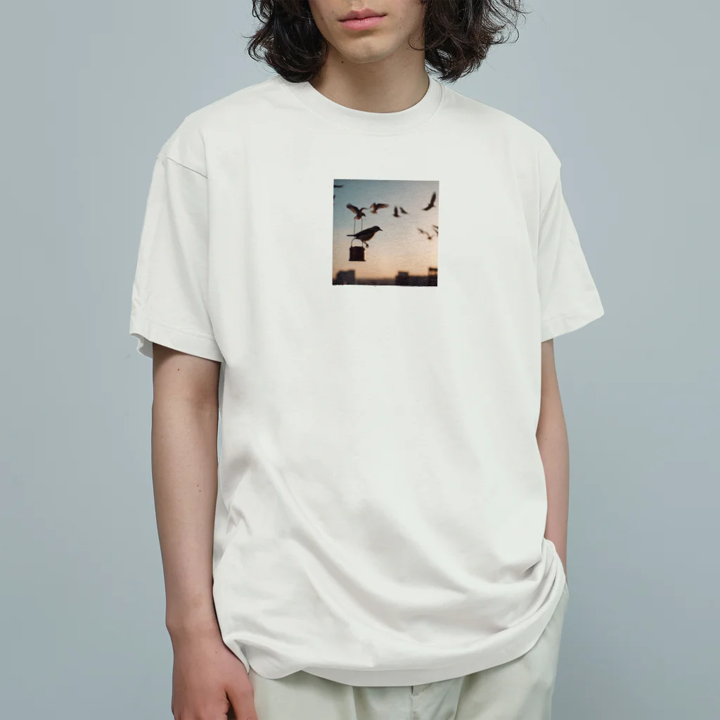 simaenaga234の夕方の鳥 Organic Cotton T-Shirt