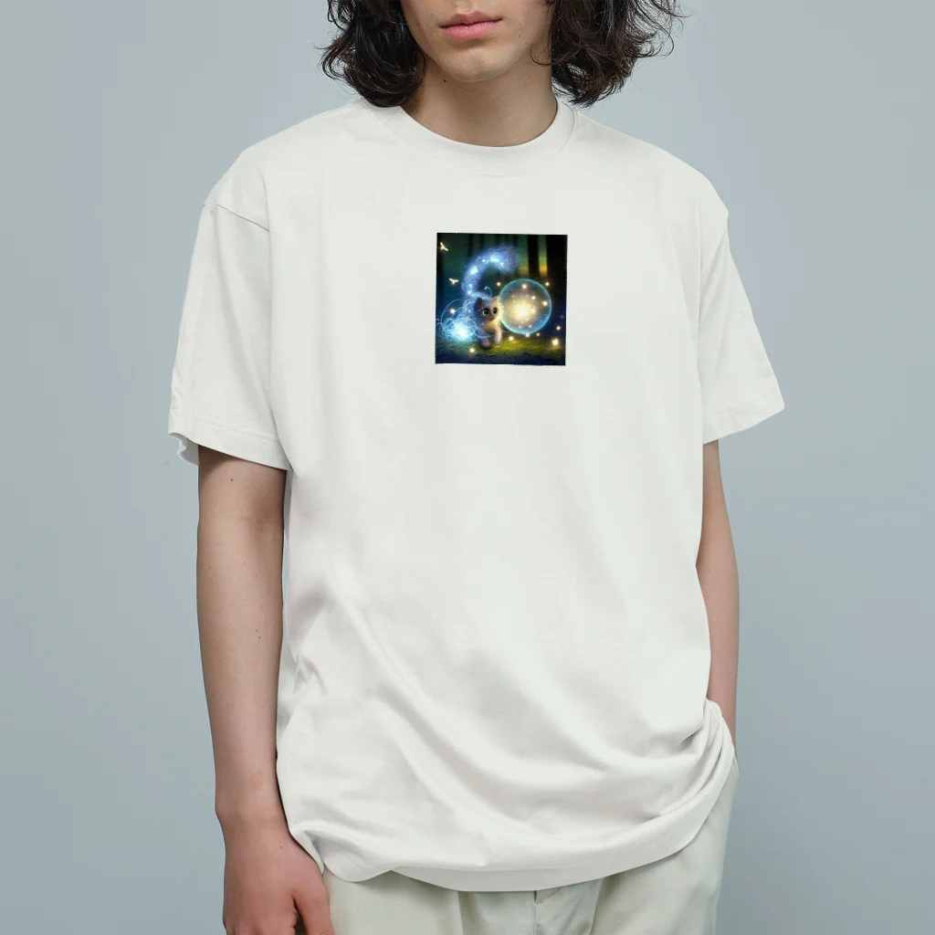 katohkouchiのMystical Creature with Large Luminous and Kitten Organic Cotton T-Shirt