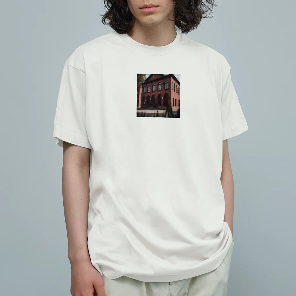 Mickショップのレンガ造りの歴史的な建物 Organic Cotton T-Shirt