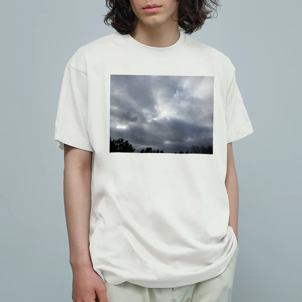 そらの4月22日　吹き荒れる風と雲 Organic Cotton T-Shirt