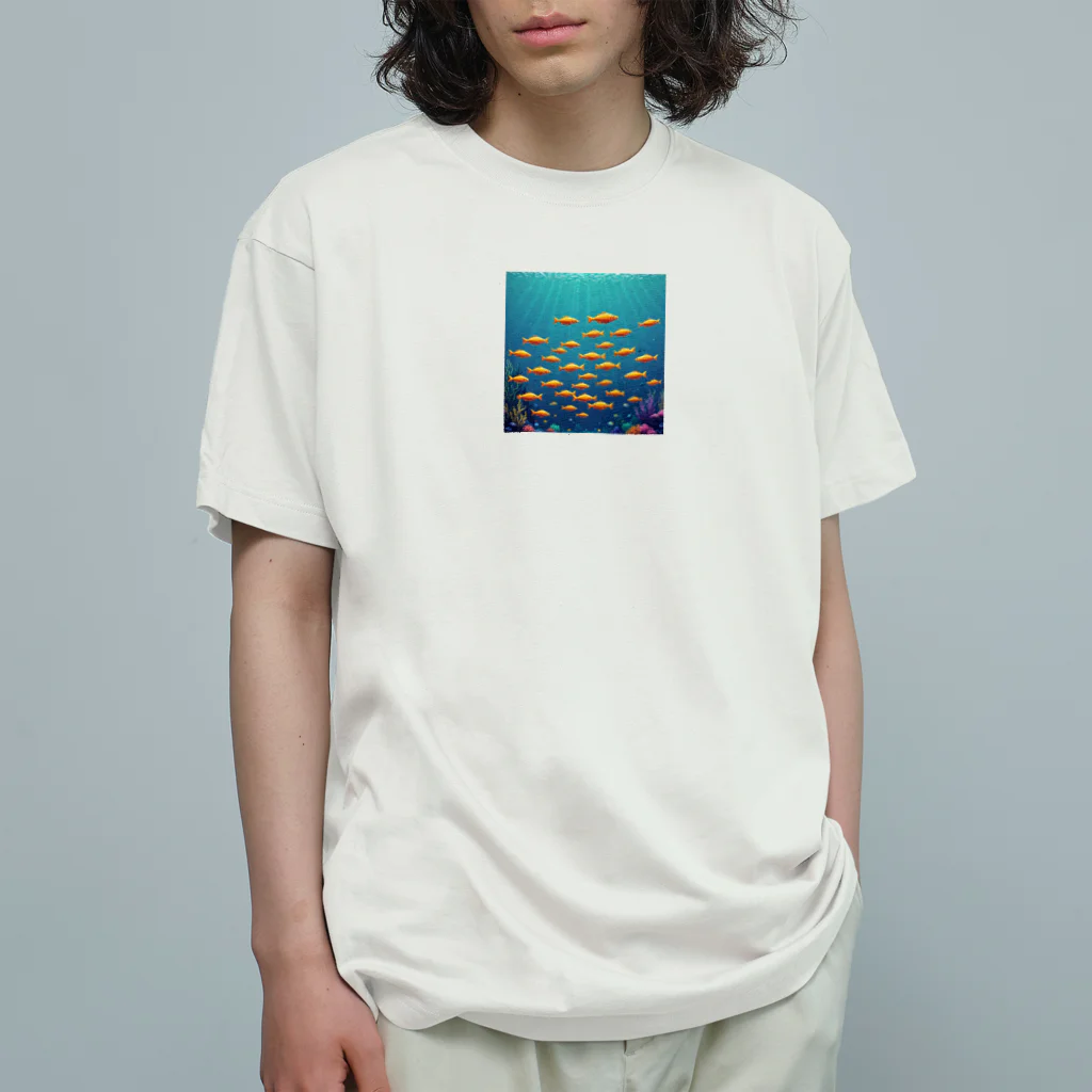 takekoputaの海中を泳ぐ魚のひれ オーガニックコットンTシャツ