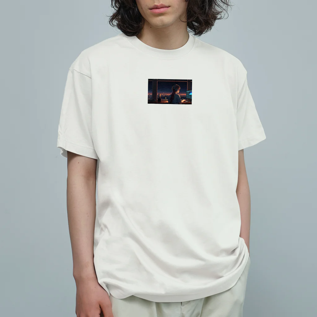 ADOのパソコン作業の女性 Organic Cotton T-Shirt