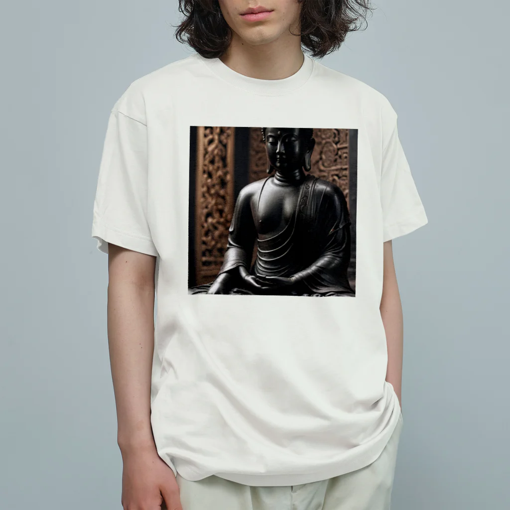 Take-chamaの深みのある漆黒の色合いが美しく輝く厳かな仏像。 Organic Cotton T-Shirt