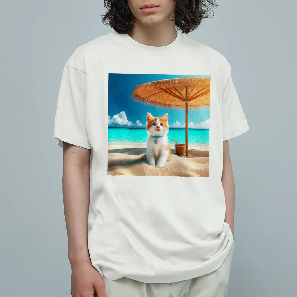 猫と紡ぐ物語の南国の海で一時のバカンスを楽しむ オーガニックコットンTシャツ