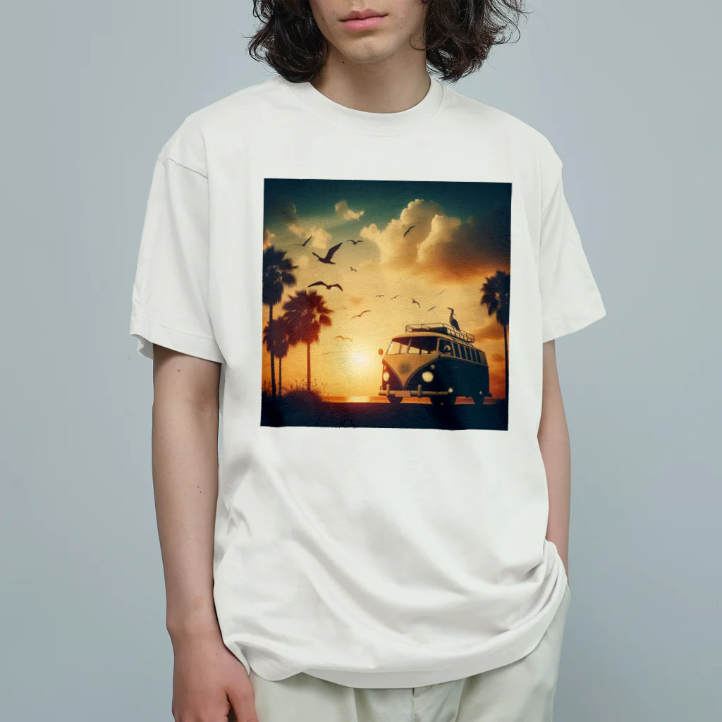 aircooled3のレトロなワーゲン 夕暮れビーチ 2 オーガニックコットンTシャツ