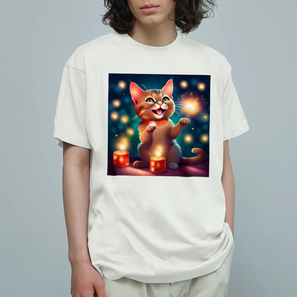 はなにゃんのおうちの花火で遊ぶかわいい猫ちゃん Organic Cotton T-Shirt