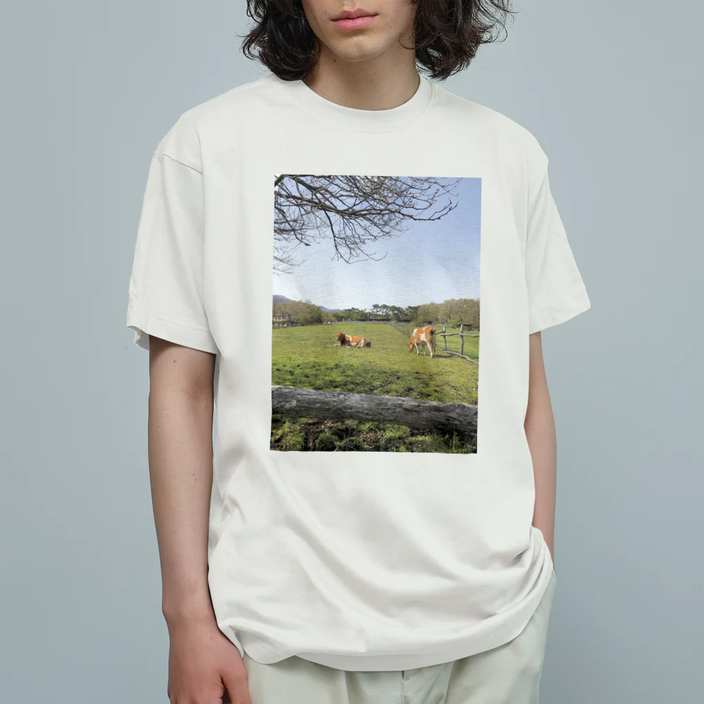 Gassa!!の牛と空と緑2 オーガニックコットンTシャツ