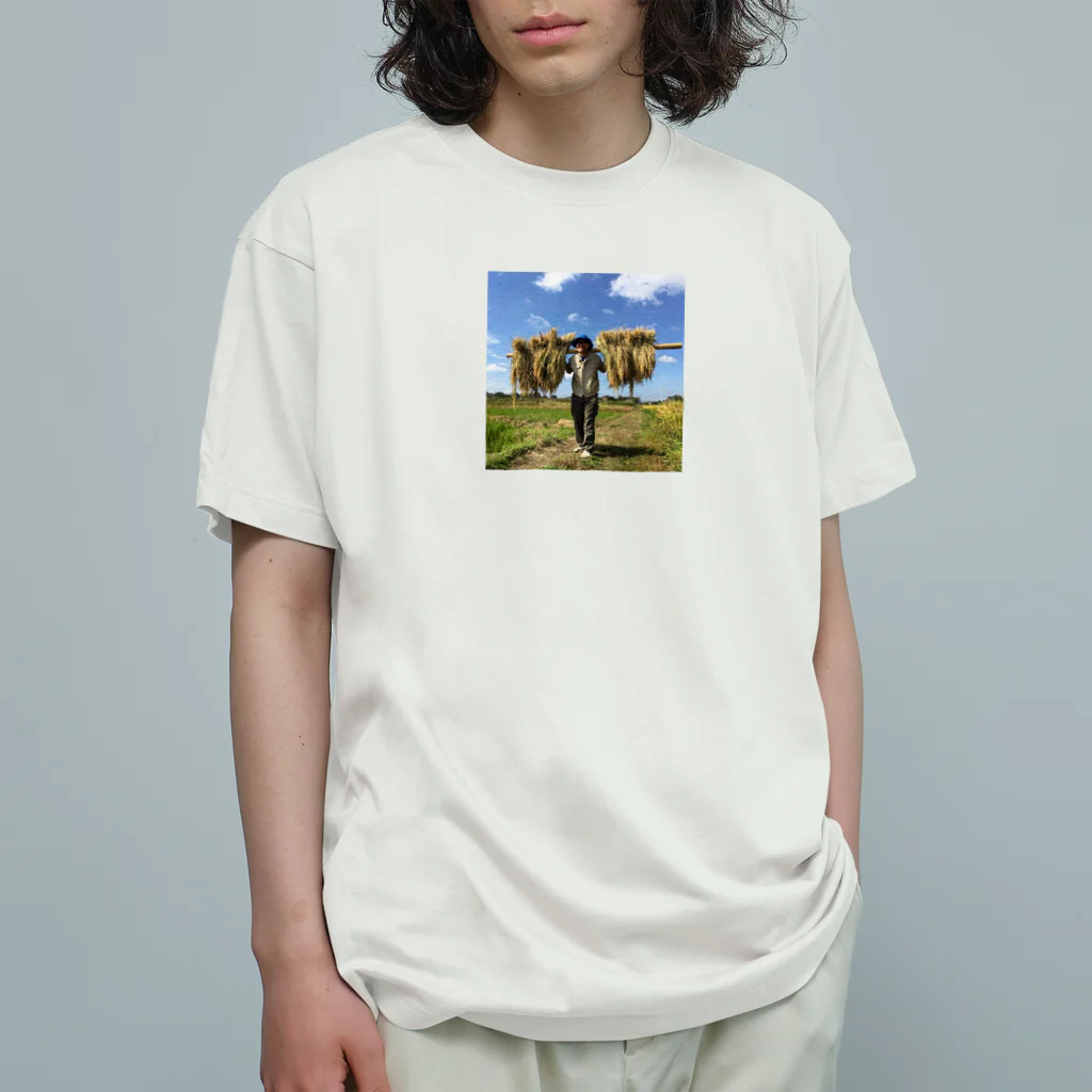 bokushuのはざ掛けする人 オーガニックコットンTシャツ