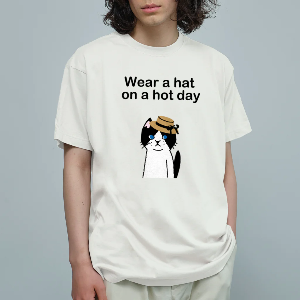 mapechiのハチワレねこ、ハッチ　帽子をかぶる Organic Cotton T-Shirt