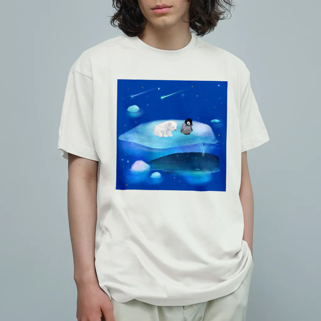 NORIMA'S SHOP の漂流した氷の上でクジラを眺めるしろくまくんとペンギンちゃん オーガニックコットンTシャツ