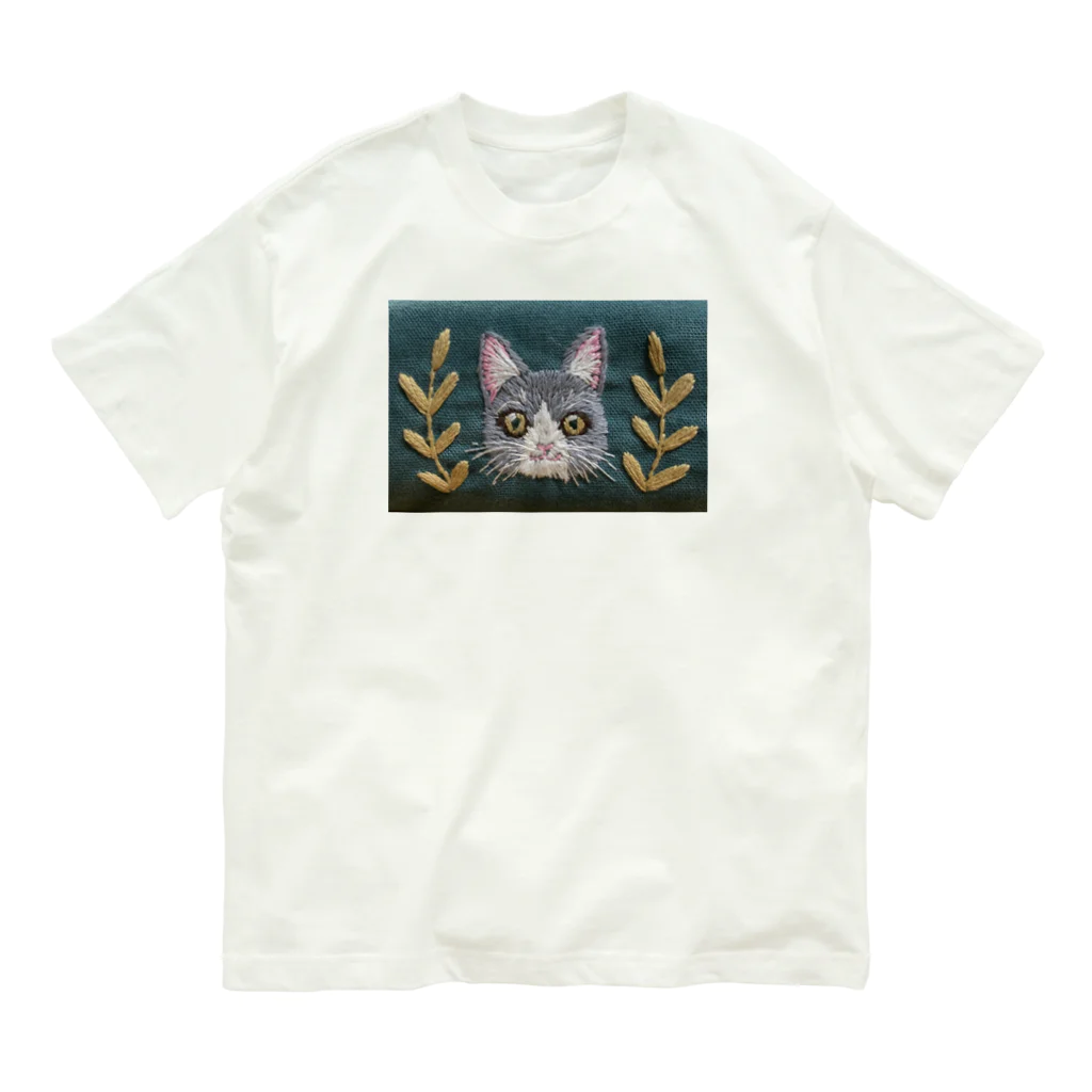 juichi_sewingの手刺繍ハチワレねこ オーガニックコットンTシャツ