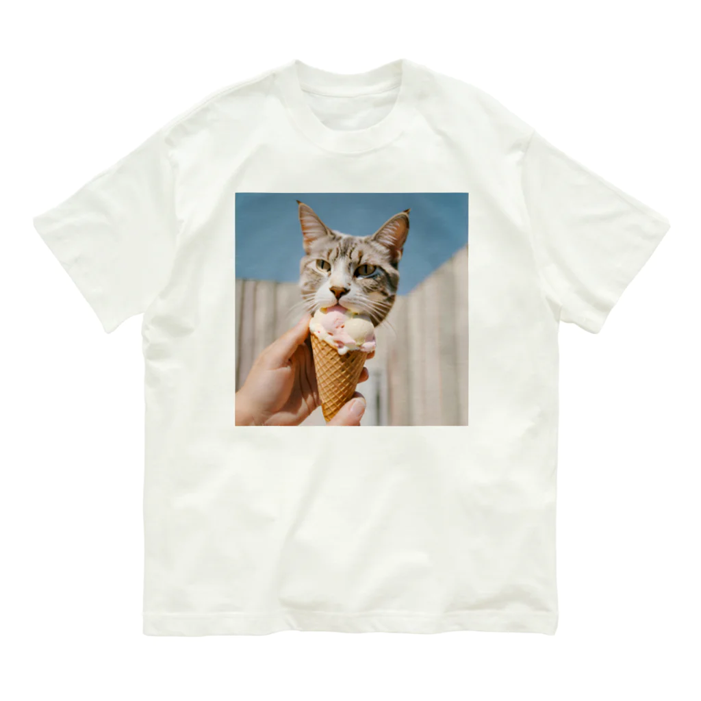 猫雑貨屋　ねこまろのアイスにかぶりつく猫 Organic Cotton T-Shirt