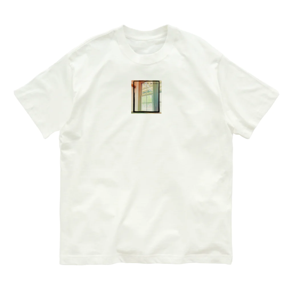 Fumi_noconocoのLook out the window Organic Cotton T-Shirt