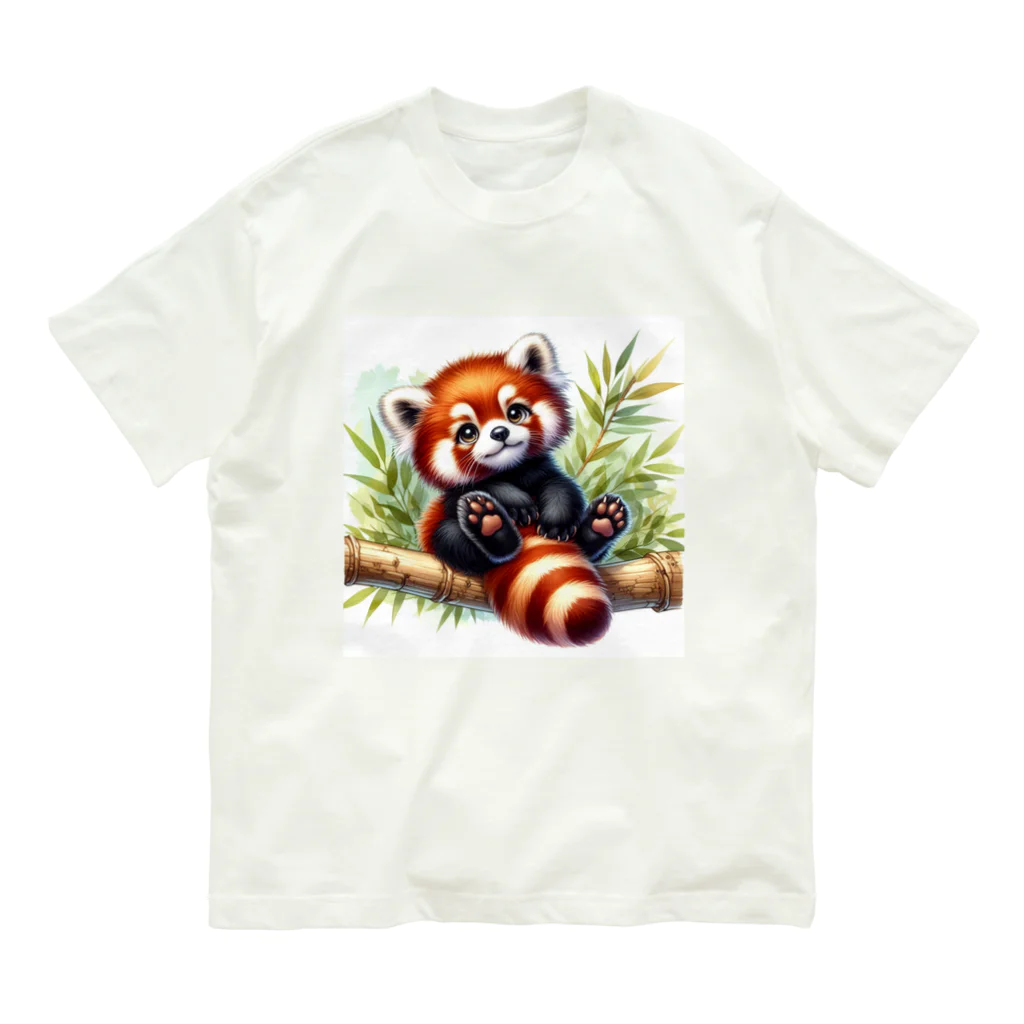 イラストアニマルズの絵本から飛び出たかのようなキュートなレッサーパンダ Organic Cotton T-Shirt