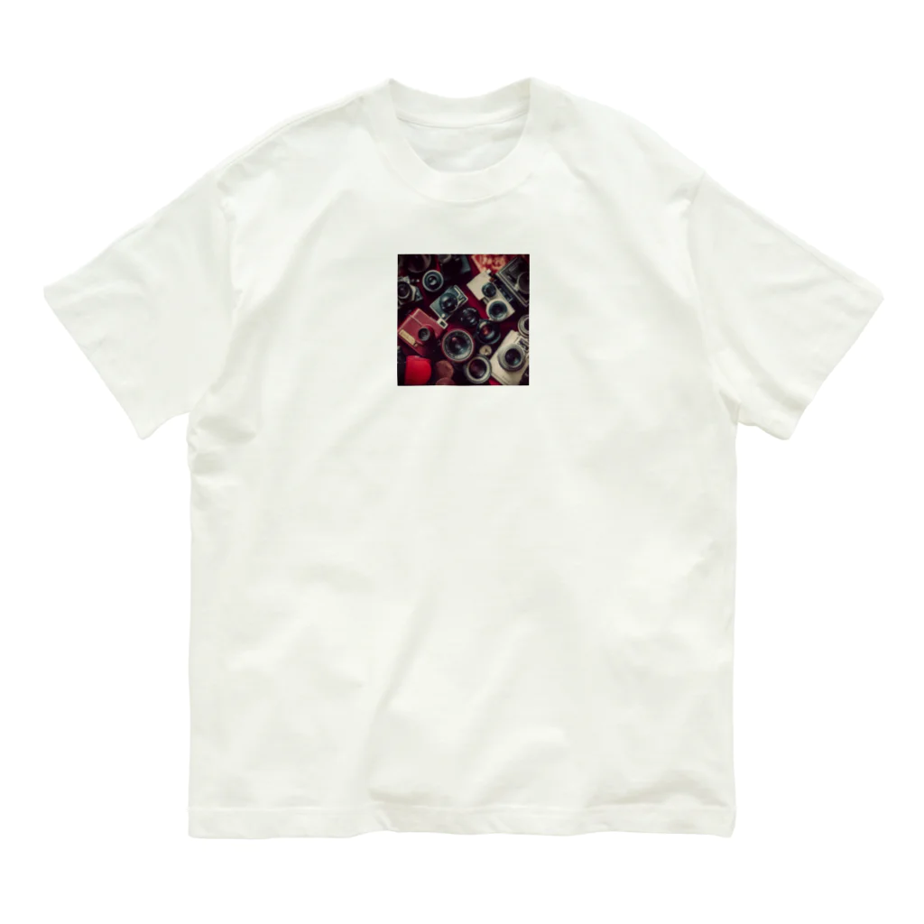 pooonchikiのヴィンテージカメラ Organic Cotton T-Shirt