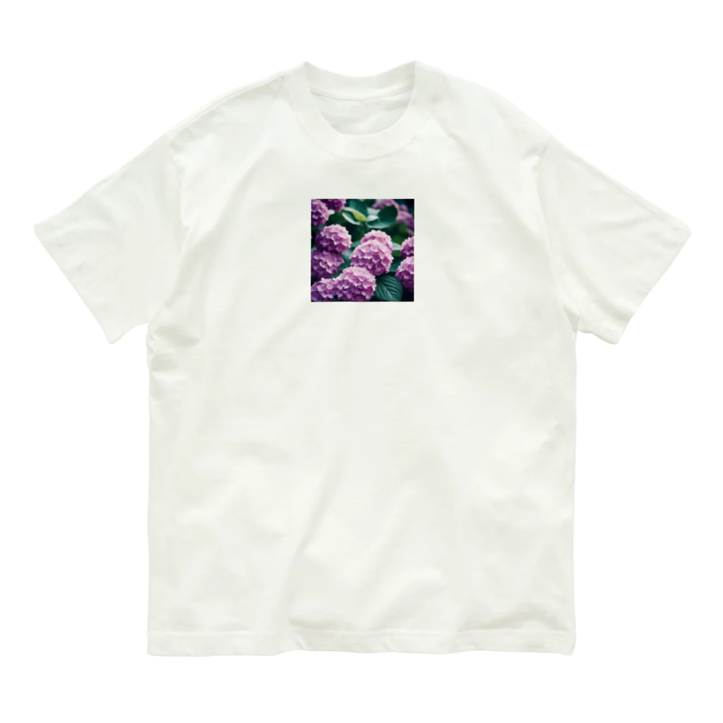 neat55のアジサイの球状の花房 Organic Cotton T-Shirt