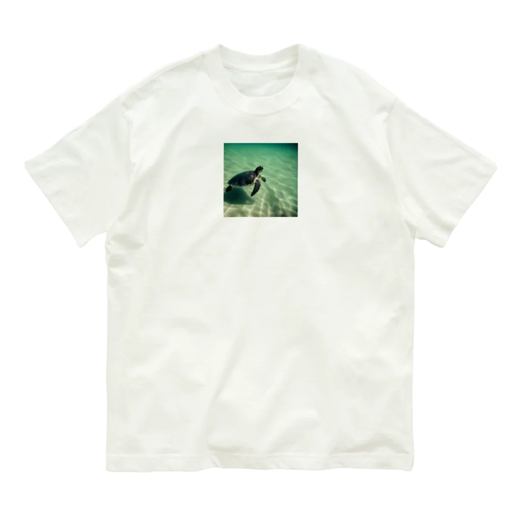 hinn-ketuの２、明日へ向かって泳ぐカメ Organic Cotton T-Shirt