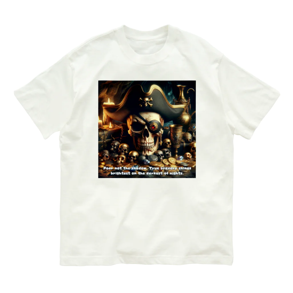 NikuQAIのShadowed Treasures: The Pirate's Legacy Organic Cotton T-Shirt