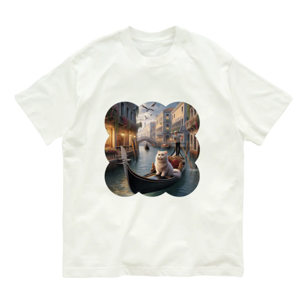 ニャーちゃんショップのヴェネツィアの運河でゴンドラに乗っているネコ Organic Cotton T-Shirt
