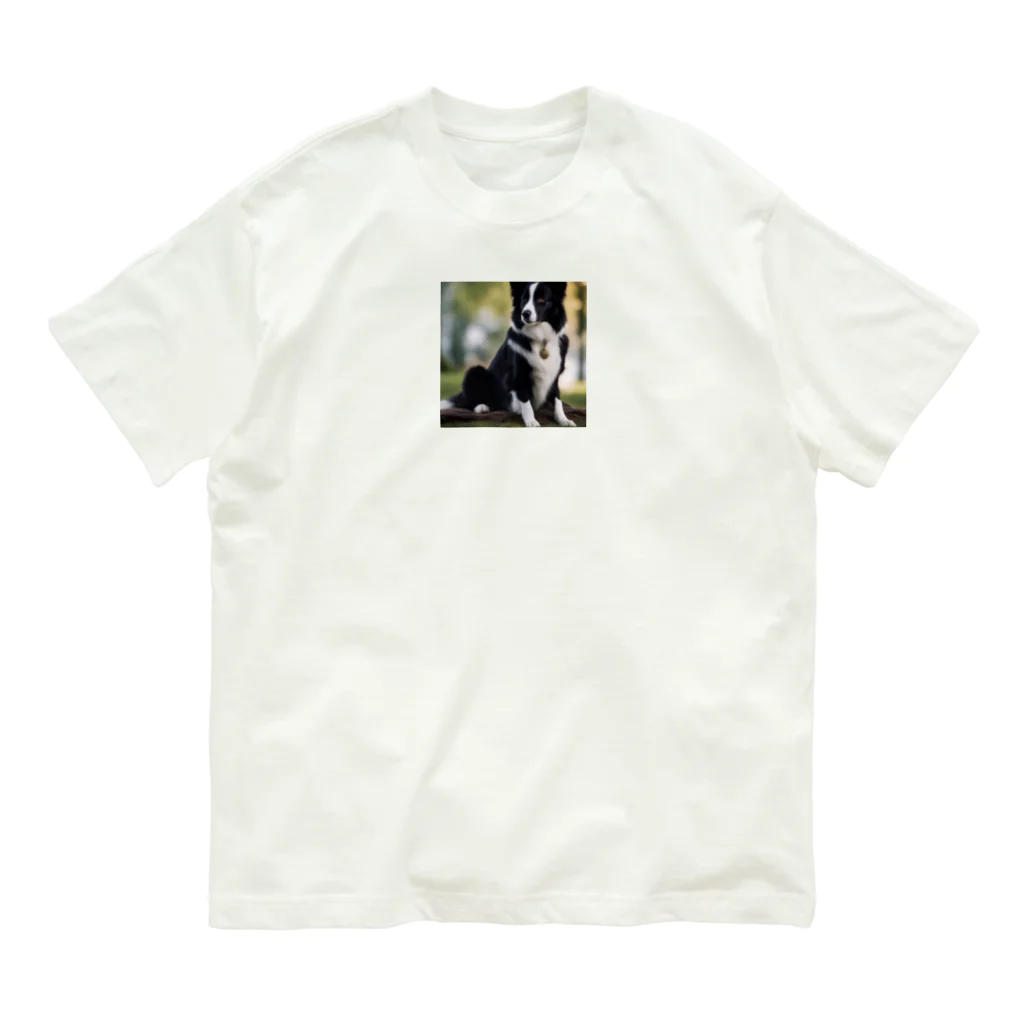 jthbcのペンダントをつけたワンちゃん Organic Cotton T-Shirt