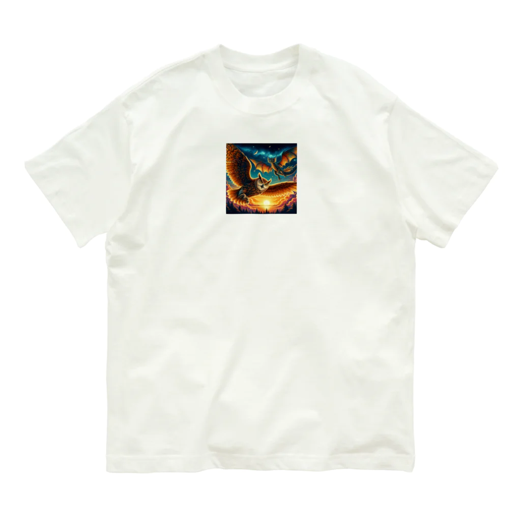 万事屋のフクロウとドラゴンが空中散歩中 Organic Cotton T-Shirt