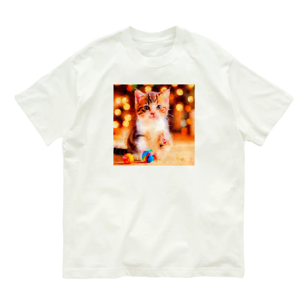 猫好きの谷の猫の水彩画/キジシロねこのイラスト/おもちゃで遊ぶキジ白ネコ Organic Cotton T-Shirt