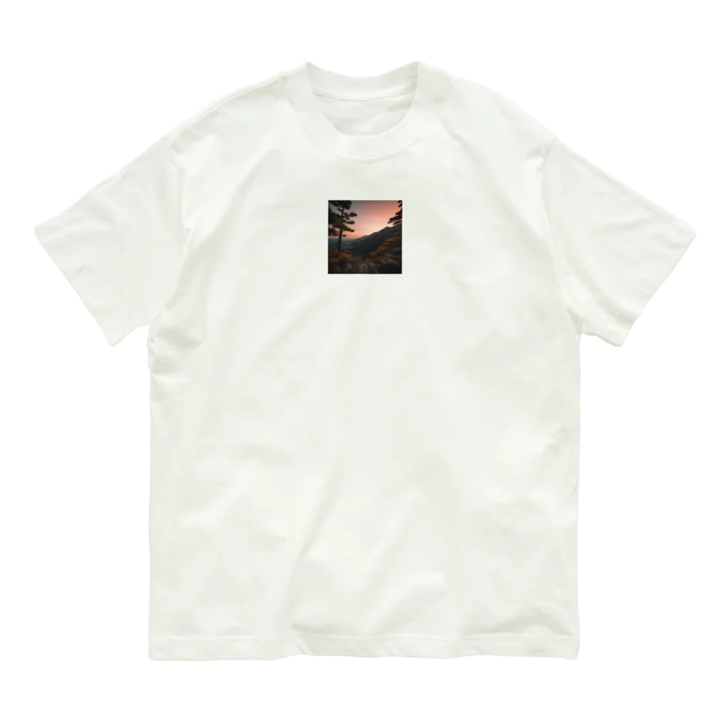 chachamaaruの夕陽が山々にそそぐ美しい光 Organic Cotton T-Shirt