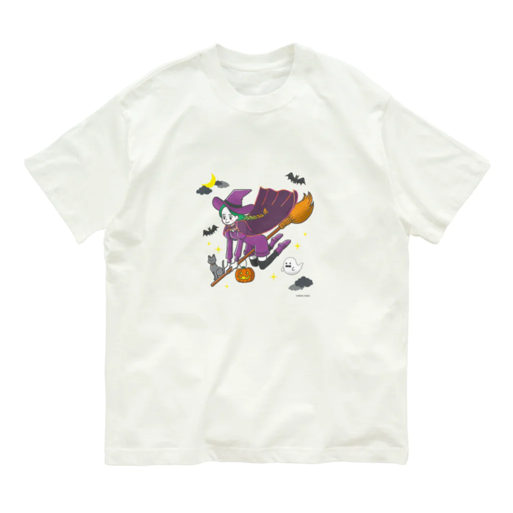 MIKA YADA illust shopの10月ハロウィンの夜、魔女が行く Organic Cotton T-Shirt