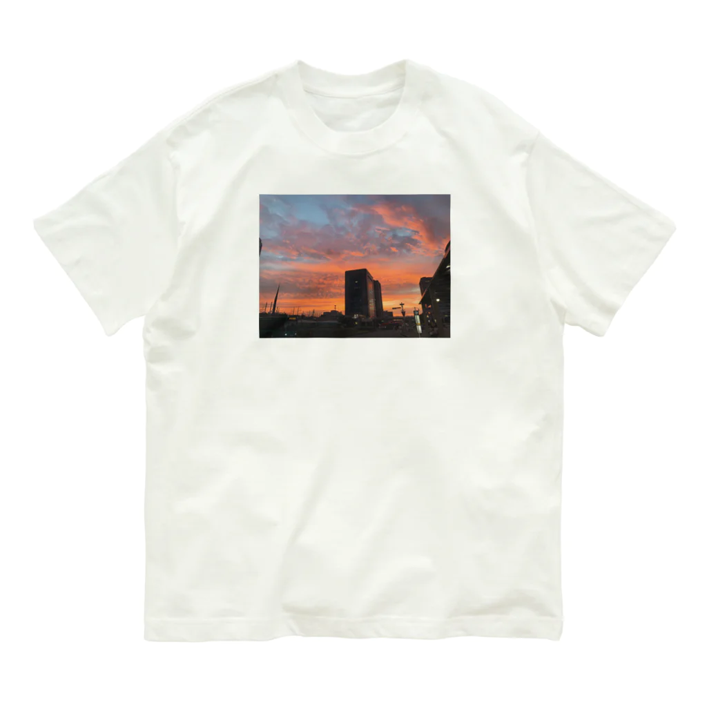 Baymom PhotographyのKaihin Makuhari Sunset 海浜幕張サンセット オーガニックコットンTシャツ