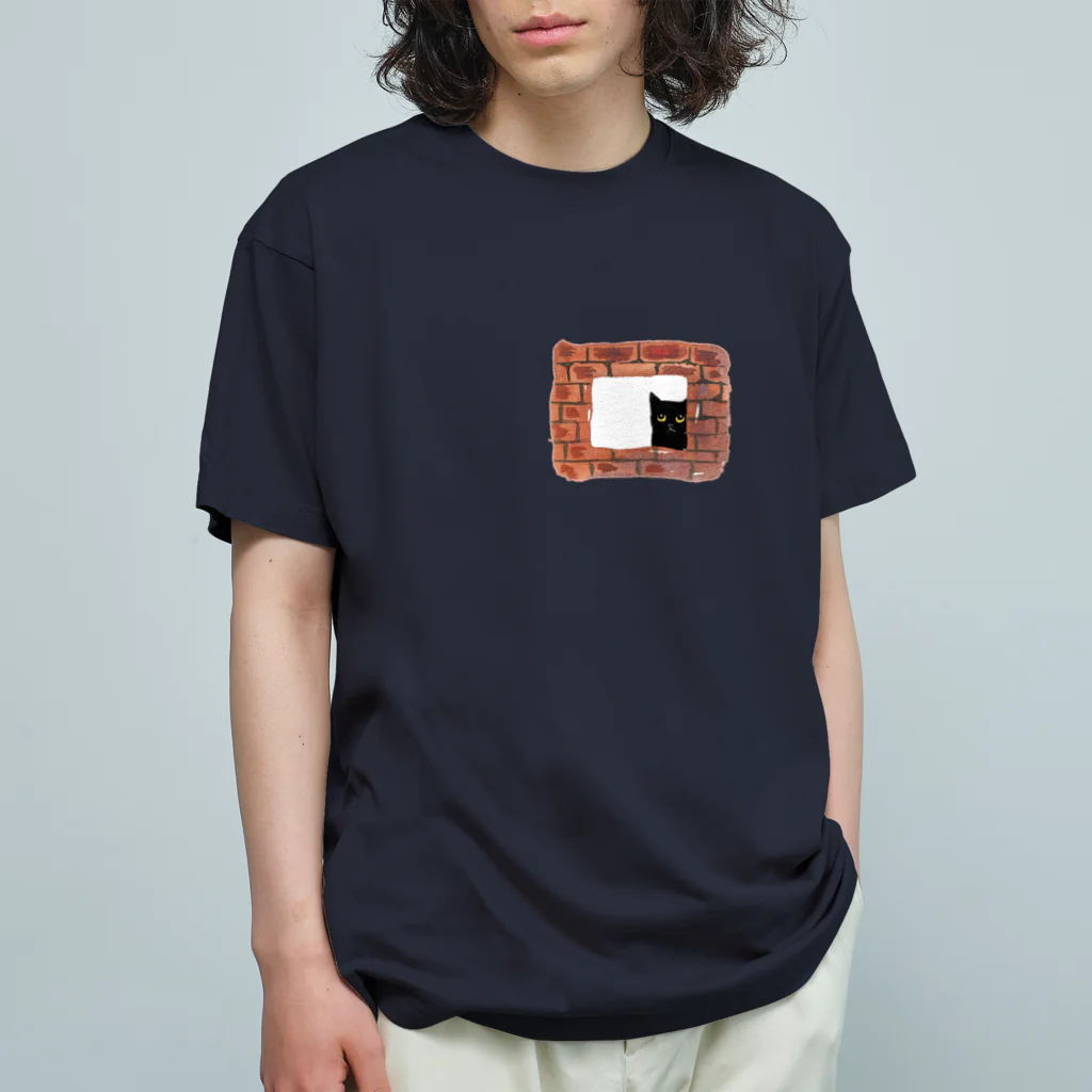 WAMI ARTの猫の窓レンガ Organic Cotton T-Shirt