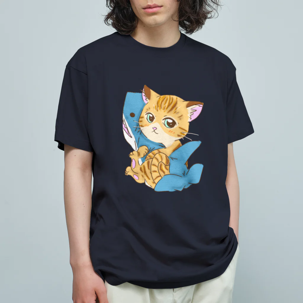 はるる堂のサメ好き猫さん オーガニックコットンTシャツ