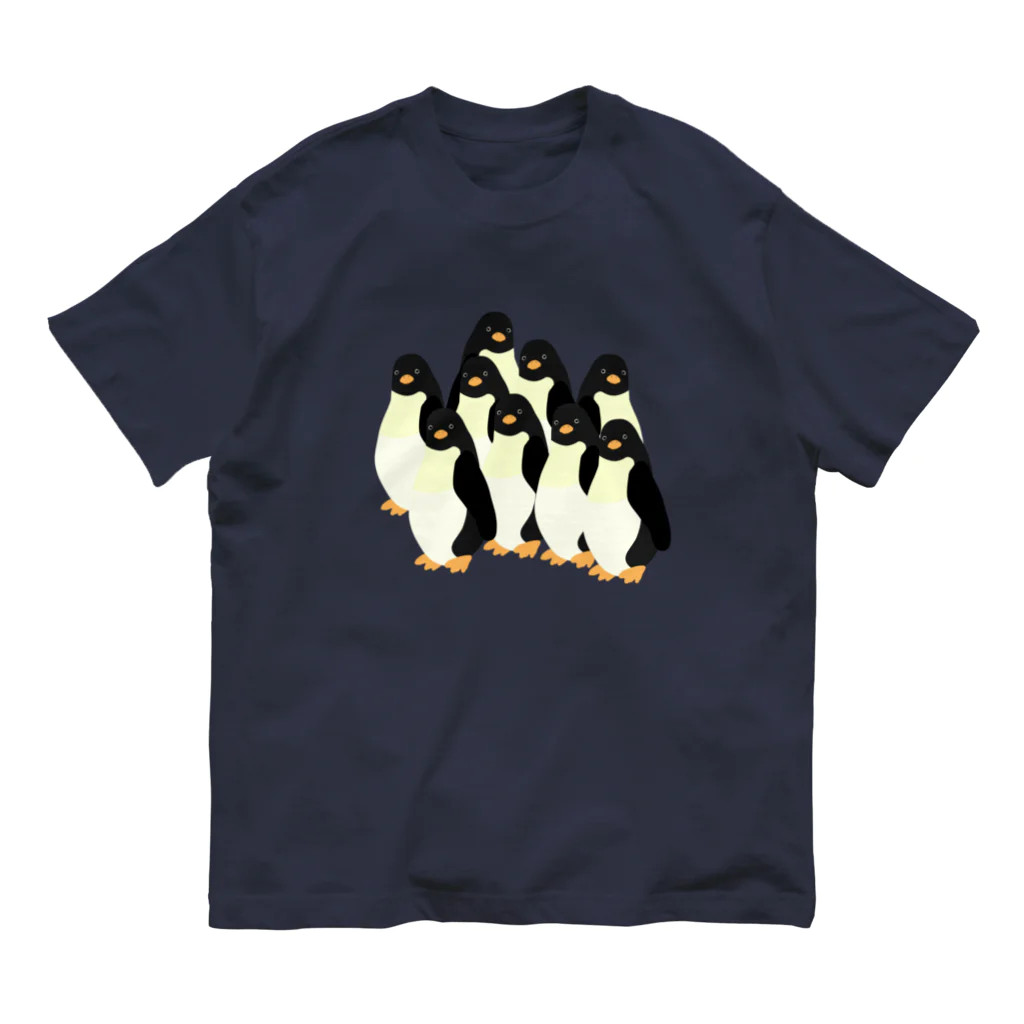 mendakoshopのこっちを見てくるペンギン オーガニックコットンTシャツ