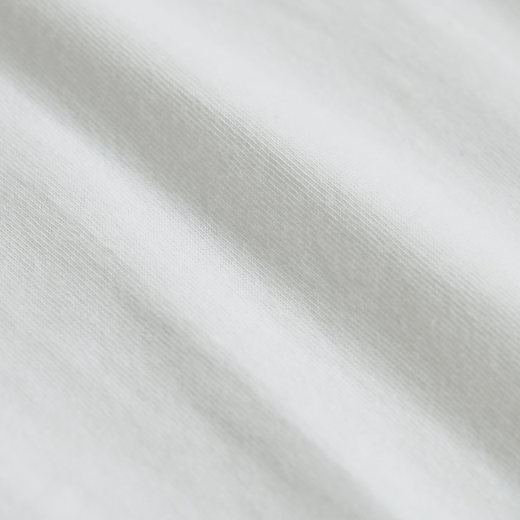 Dot .Dot.のLineArt#001　WAVE001 Organic Cotton T-Shirt is made of 100% organic cotton and feels gentle on the skin
