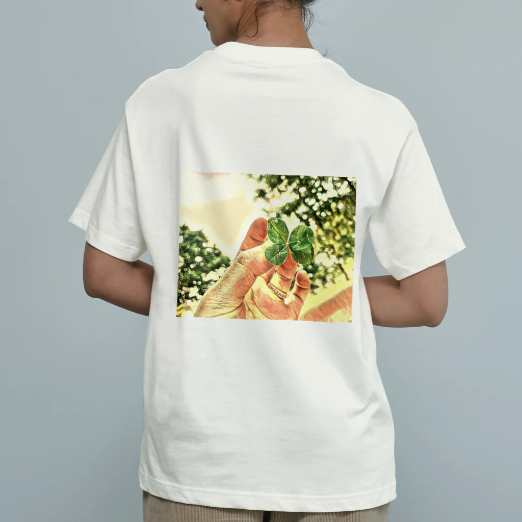 Fateの四葉のクローバー オーガニックコットンTシャツ