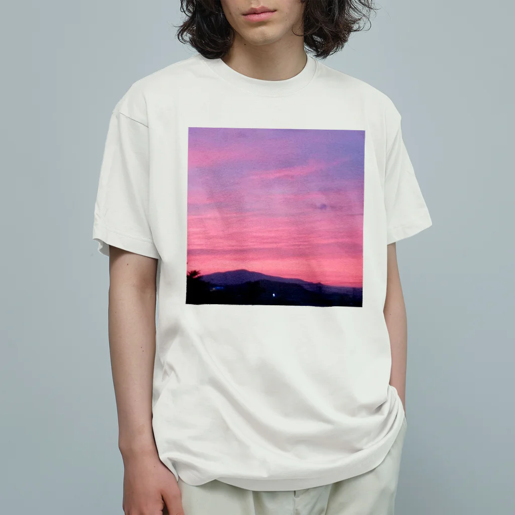 HIKARI♡ROOM の夕暮れの空～ピンク Organic Cotton T-Shirt