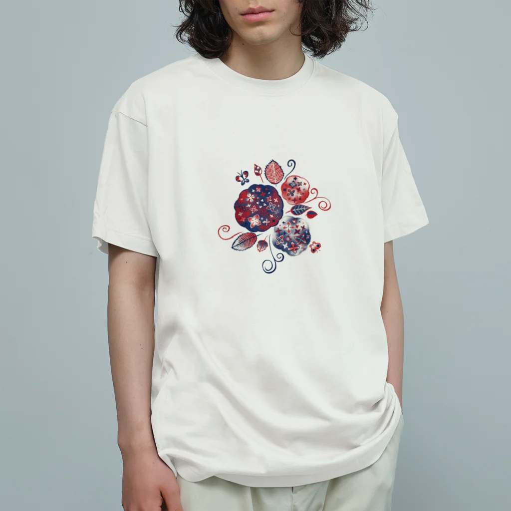 IZANAMI by Akane Yabushitaの【日本レトロ#17】あじさい Organic Cotton T-Shirt