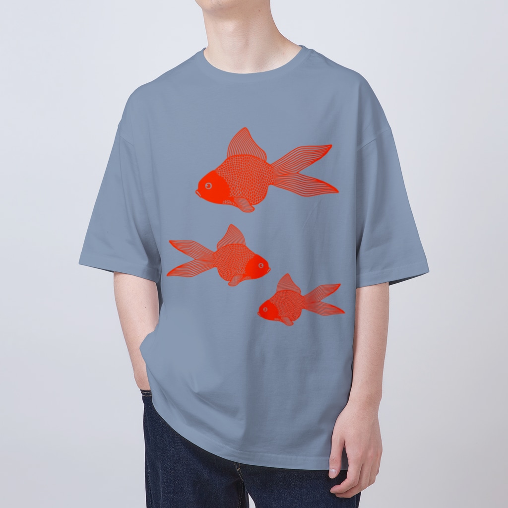 Alba spinaの金魚３匹 Oversized T-Shirt