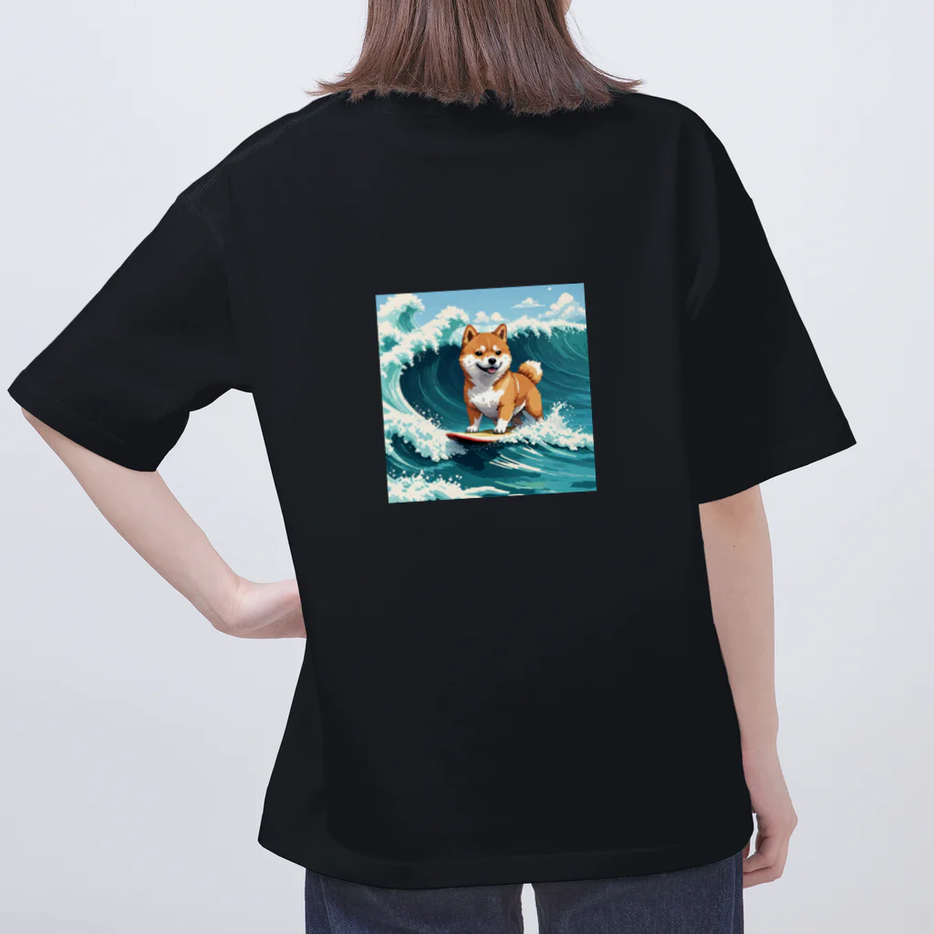 もふもふ堂の波乗り柴犬 オーバーサイズTシャツ